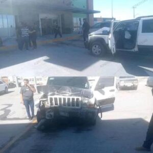 PIERDE CONTROL Y ATROPELLA A HOMBRE EN TIENDA DE CONVENIENCIA