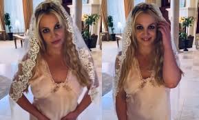 BRITNEY SPEARS COMPARTE EN LAS REDES QUE SE HA CASADO ELLA MISMA