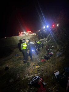 IDENTIFICAN A LESIONADOS Y MUERTOS TRAS CARRETERAZO EN ZACATECAS CON DESTINO A JUAREZ