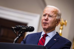 SE DISCULPA BIDEN POR ATROCIDADES COMETIDAS CONTRA MENORES NATIVOS AMERICANOS