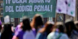 FISCALIA DE QUERETARO ACUSA DE HOMICIDIO A MENOR QUE HABRIA SUFRIDO ABORTO ESPONTANEO